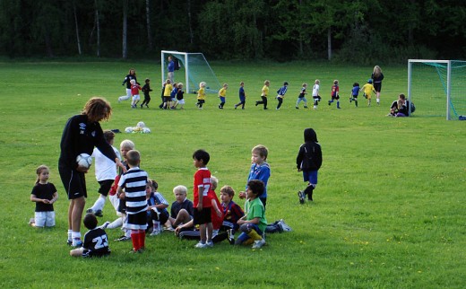 Barnfotboll på sportfältet